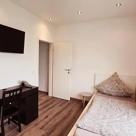 アパート Apartment Weilerbach *