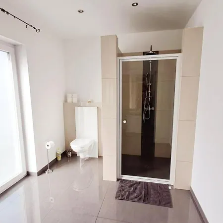 Apartment Weilerbach アパート Weilerbach